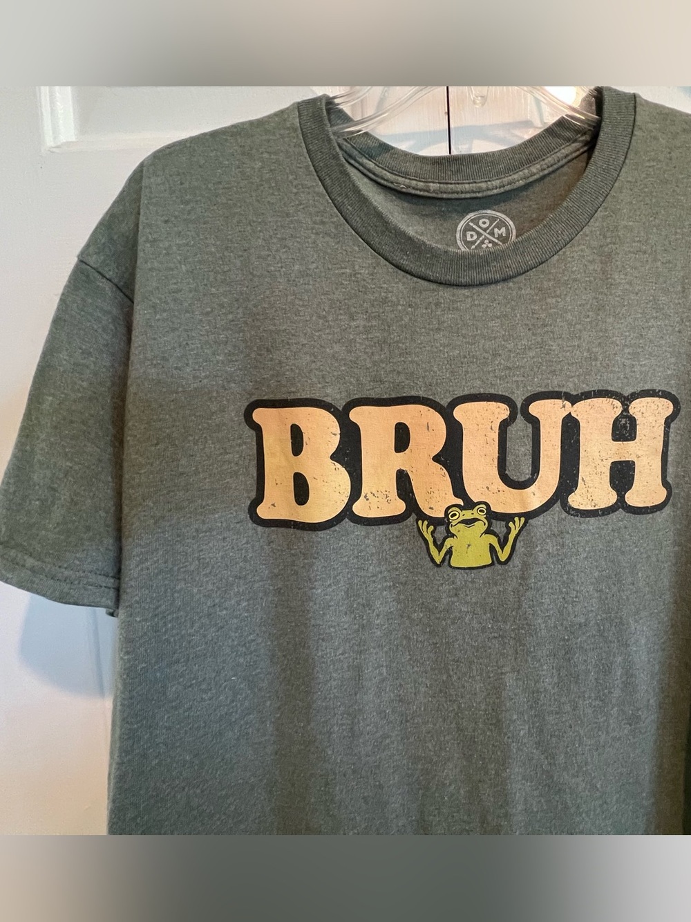 BRUH 🐸 Frog Graphic Short Sleeve Tee - Olive Green